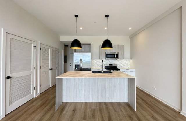 3205 Narragansett Gallery 2