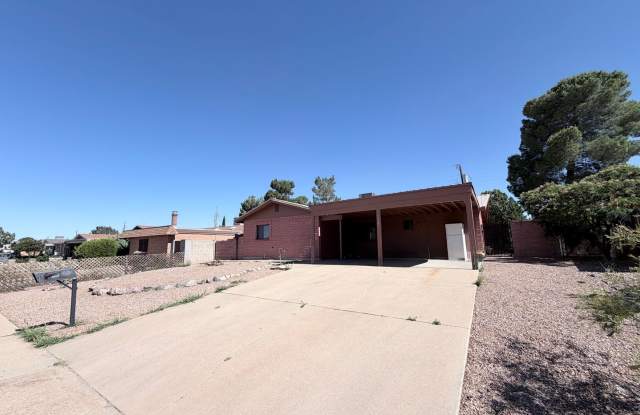 3BR/2BA/2CP 1,300 sq.ft. rental in Sierra Vista, AZ photos photos