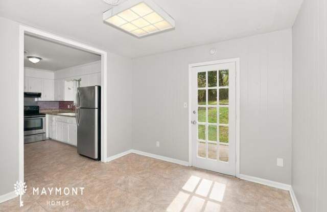 2353 Pinewood Court Gallery 4