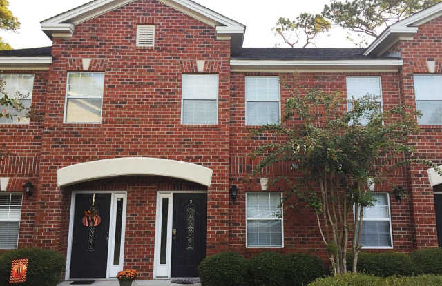 Walk to Beach! Unfurnished, 2 Bedroom, 2.5 Bath Town Home Available Soon! - 914 Hillside Drive South, North Myrtle Beach, SC 29582