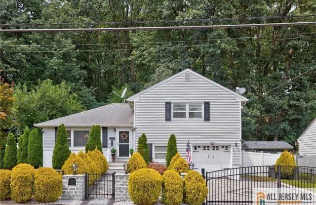 47 Leonardine Avenue photos photos