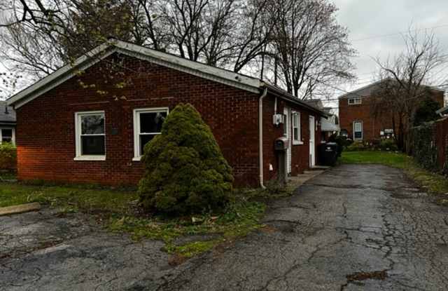 OPEN HOUSE SUNDAY SEPTEMBER 13TH at 12:30-1PM Beautiful 3 bedroom house in Whitehall Gallery 1