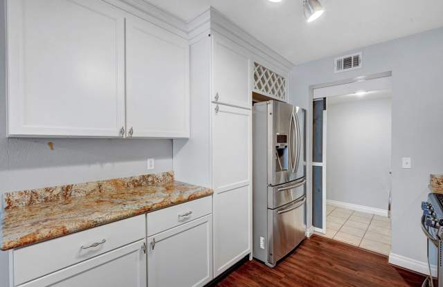 Stunning Summerlin Townhome! Gallery 3