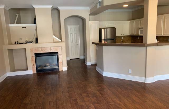 2 Br/2.5 Bth   in Beautiful Monaco Community , Anaheim Hills photos photos