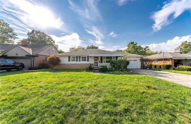 2640 Carmen Drive Gallery 1