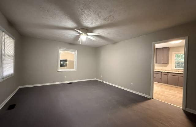 Stoneykirk Drive 825 Gallery 4