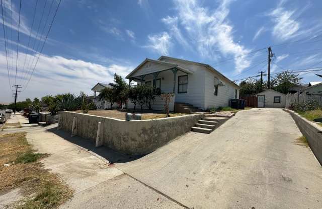 417 E Street -- House  Studio! photos photos