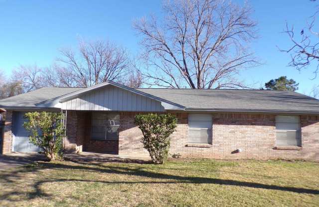 1605 Northwood - 1605 Northwood Drive, Marble Falls, TX 78654