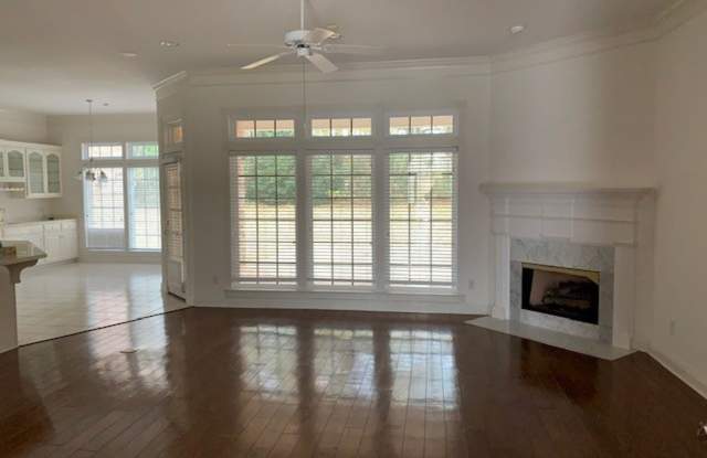 Large Brick Home 5/3 Three Car Garage photos photos