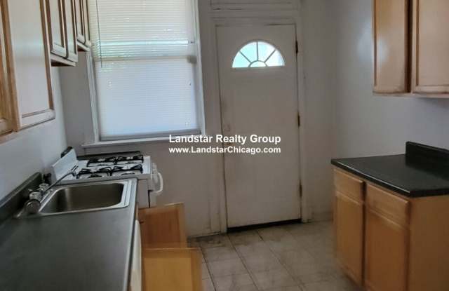7507 N Greenview Ave photos photos