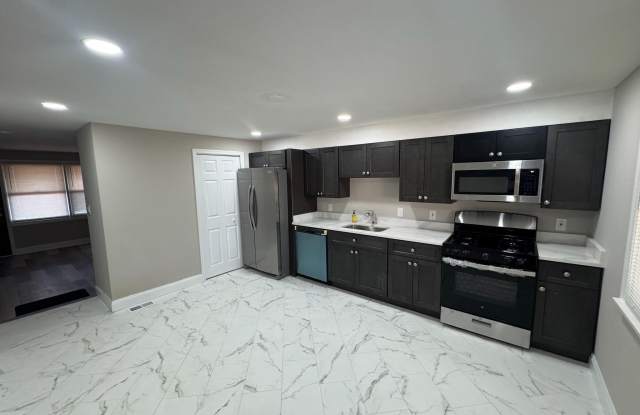 8050 LANSDALE Road - 8050 Lansdale Road, Dundalk, MD 21224