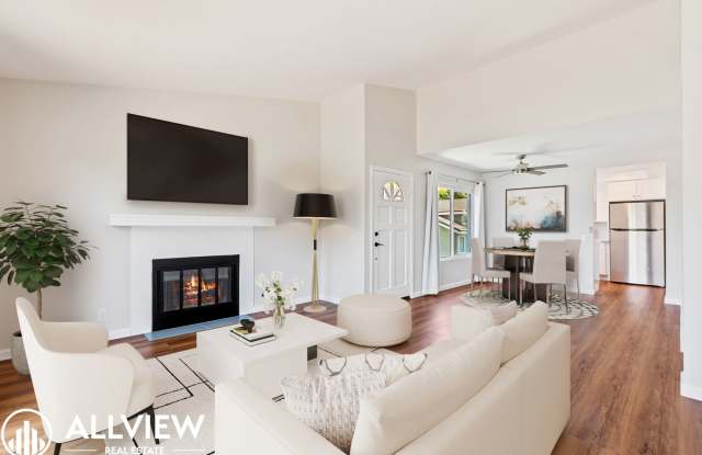 Gorgeous 2 bed/2 baths, located in the highly desired community of Woodbridge. photos photos