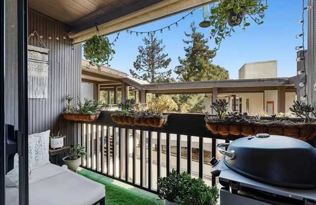 1 Bedroom Condo within gated complex in Playa del Rey photos photos 1 Bedroom Condo within gated complex in Playa del Rey photos photos