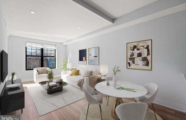 811 N COLUMBUS Street photos photos