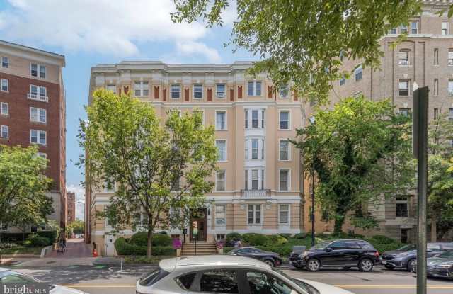 2006 COLUMBIA RD NW #APT B photos photos