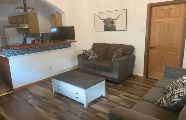 809 Douglas Unit 2 Gallery 2