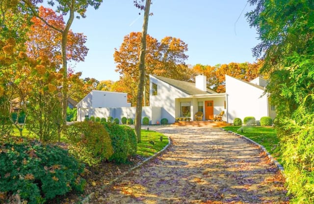 11 Quarter Court - 11 Quarter Court, Westhampton, NY 11977