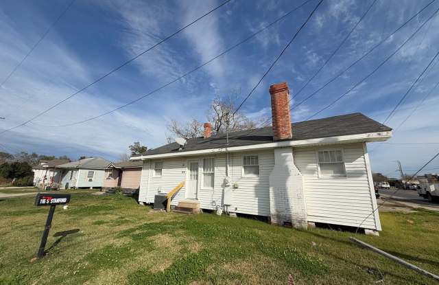 HOME FOR RENT IN SULPHUR photos photos