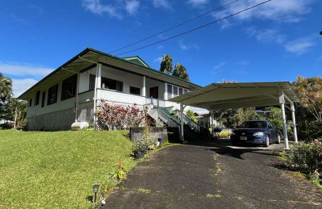Historic Home In Pepeekeo photos photos