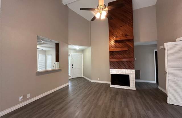 2429 Woodway Drive Gallery 4