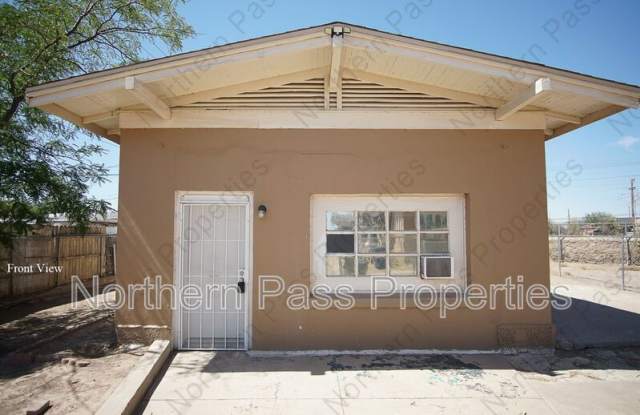 7600 Franklin Dr. Rear photos photos