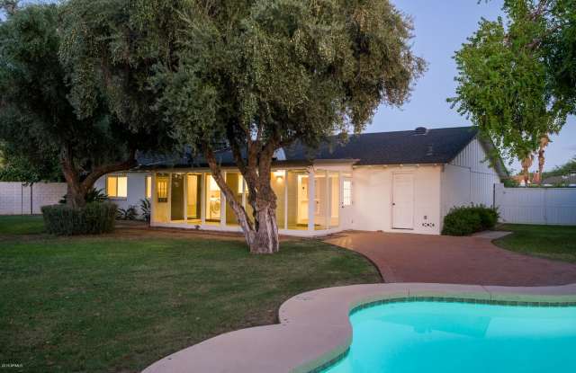 10838 N 38TH Place Gallery 2