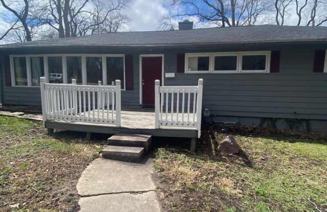 3 Bedroom 1 Bath....ALL UTILITIES INCLUDED - 516 North 18th Street, Lafayette, IN 47904