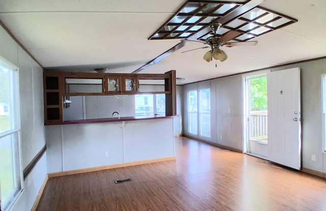 358 Golden Dale Drive Gallery 1