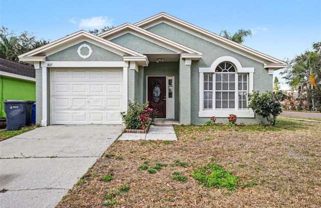 1817 COYOTE PLACE photos photos