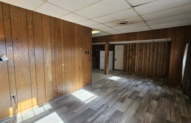 3406 Van Hook Avenue photos photos