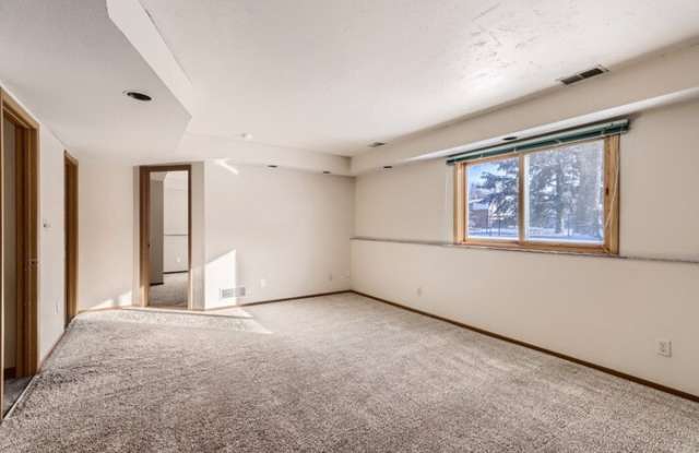 10639 National Street Northeast Gallery 4