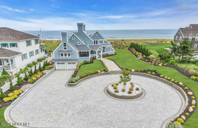 1063 Ocean Avenue - 1063 Ocean Avenue, Mantoloking, NJ 08738