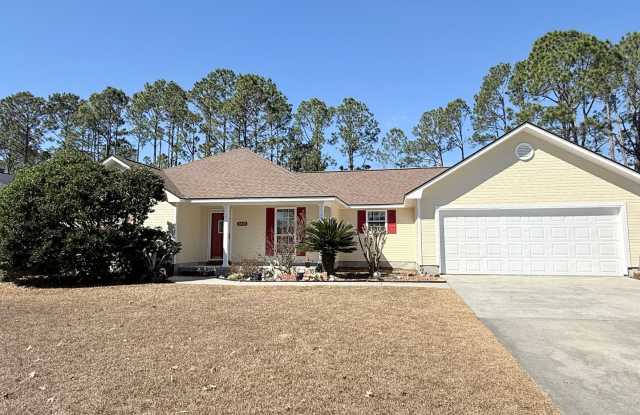 4 Bedroom 2 Bathroom Home in Valdosta Near Moody photos photos