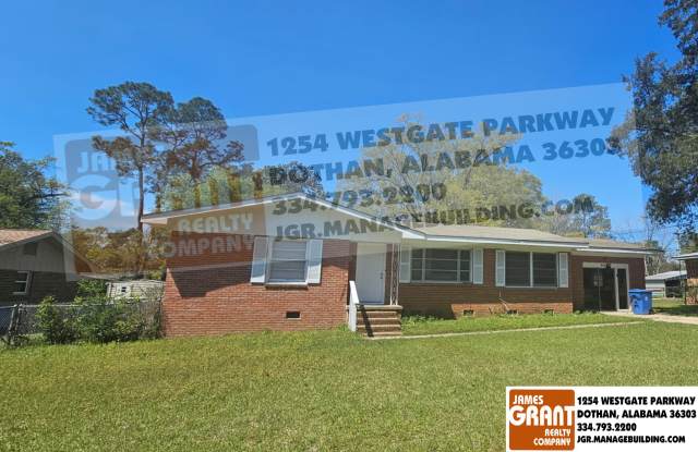 2004 Roebuck Street photos photos