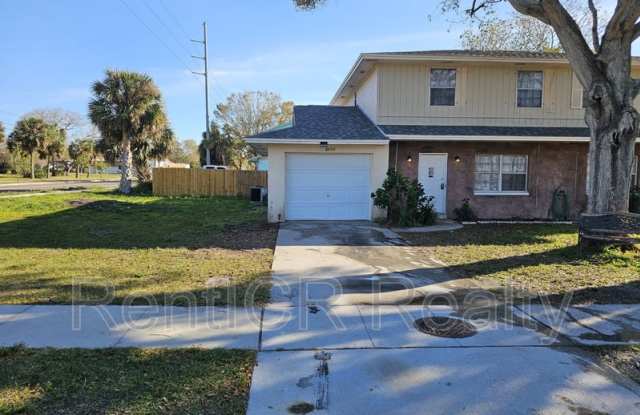 2400 Wilson Avenue - 2400 Wilson Avenue, Largo, FL 33770