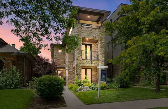 LUX 4BD, 5BA SloHi Home with Finished Basement and 2-Car Garage photos photos