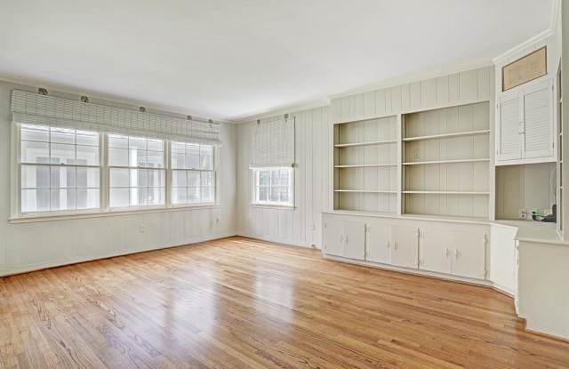 3450 Wickersham Lane Gallery 4