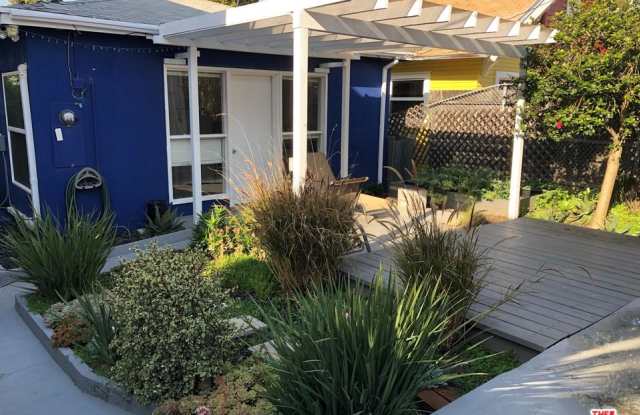 30 23RD Avenue - 30 23rd Avenue, Los Angeles, CA 90291