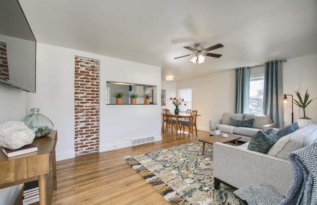 1508 South Ponderay Road Gallery 3