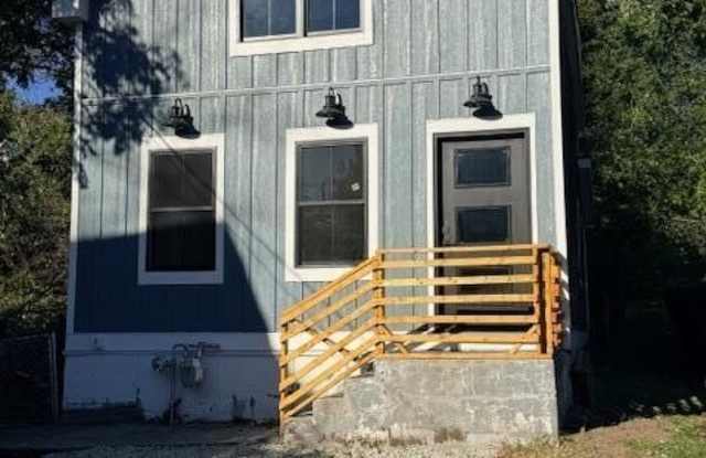 761 Pawling Avenue unit: # 2-1 - 761 Pawling Avenue, Troy, NY 12180