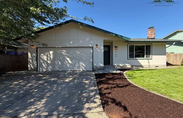 Updated Churchill 3 bedroom 2 bathroom Home - 3749 Kevington Avenue, Eugene, OR 97405