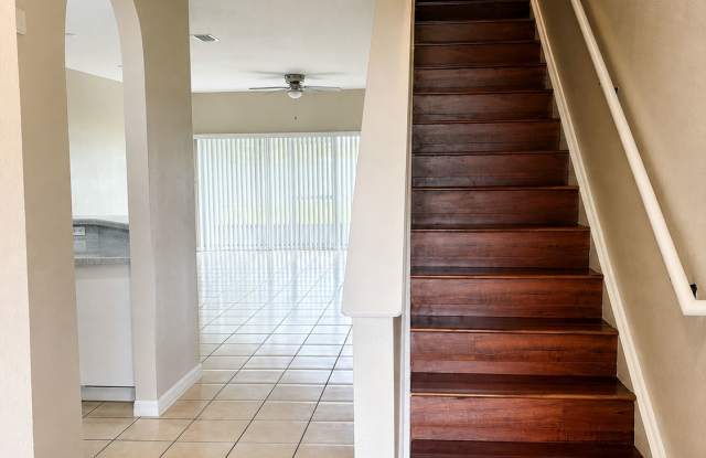 9420 Flowering Cottonwood Road Gallery 2