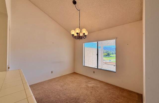 Lovely Single Story Home in Oaks North Gallery 4