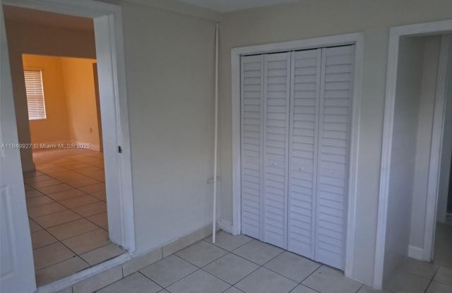 1411 NW 55th Ter photos photos