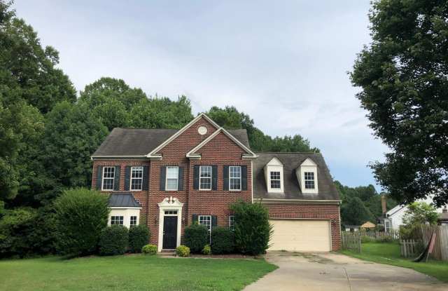 103 Shephard Hill Dr photos photos