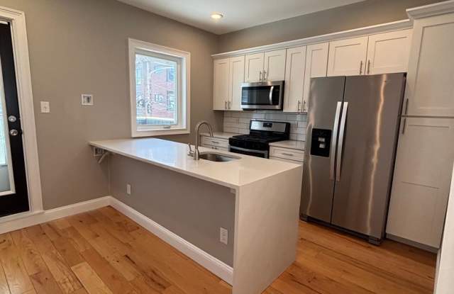 Gorgeous 4 Bedroom house with Three Roof-Decks steps from Fishtown! - 2465 Jasper Street, Philadelphia, PA 19125 Gorgeous 4 Bedroom house with Three Roof-Decks steps from Fishtown! - 2465 Jasper Street, Philadelphia, PA 19125