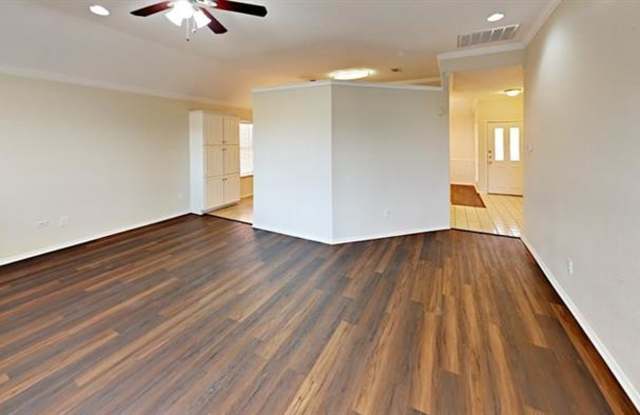 6305 Fern Meadow Drive Gallery 3