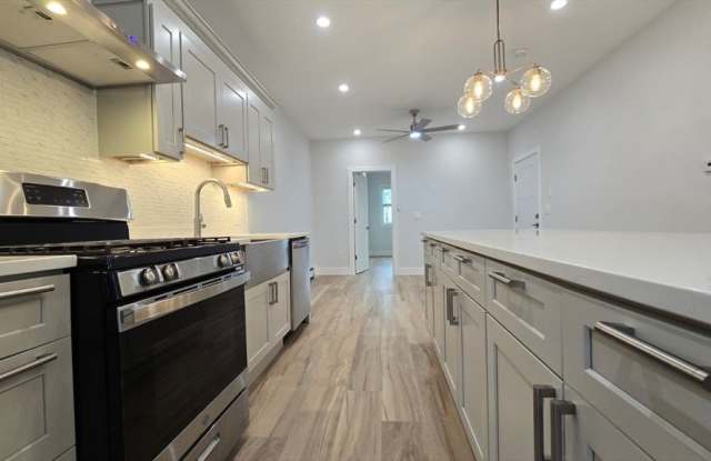 53 W Eagle St photos photos