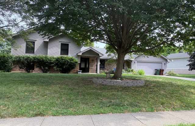 Beautiful Tri-level Home in Centerville photos photos
