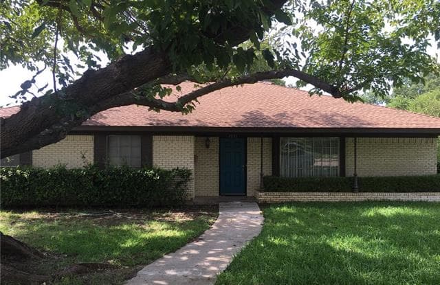 2821 Selma Lane - 2821 Selma Ln, Farmers Branch, TX 75234